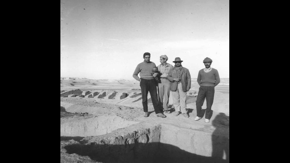 Gh. Gnoli in Dahan-i Ghulaman in 1962, Sistan