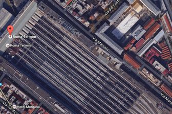 &nbsp;Roma stazione termini uomo con fucile - youreporter