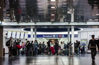 Aeroporto Fiumicino, folla, gente, viaggio, viaggiare, persone, volo, voli