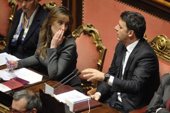 Renzi difende Boschi, &#39;nessun conflitto interessi&#39;