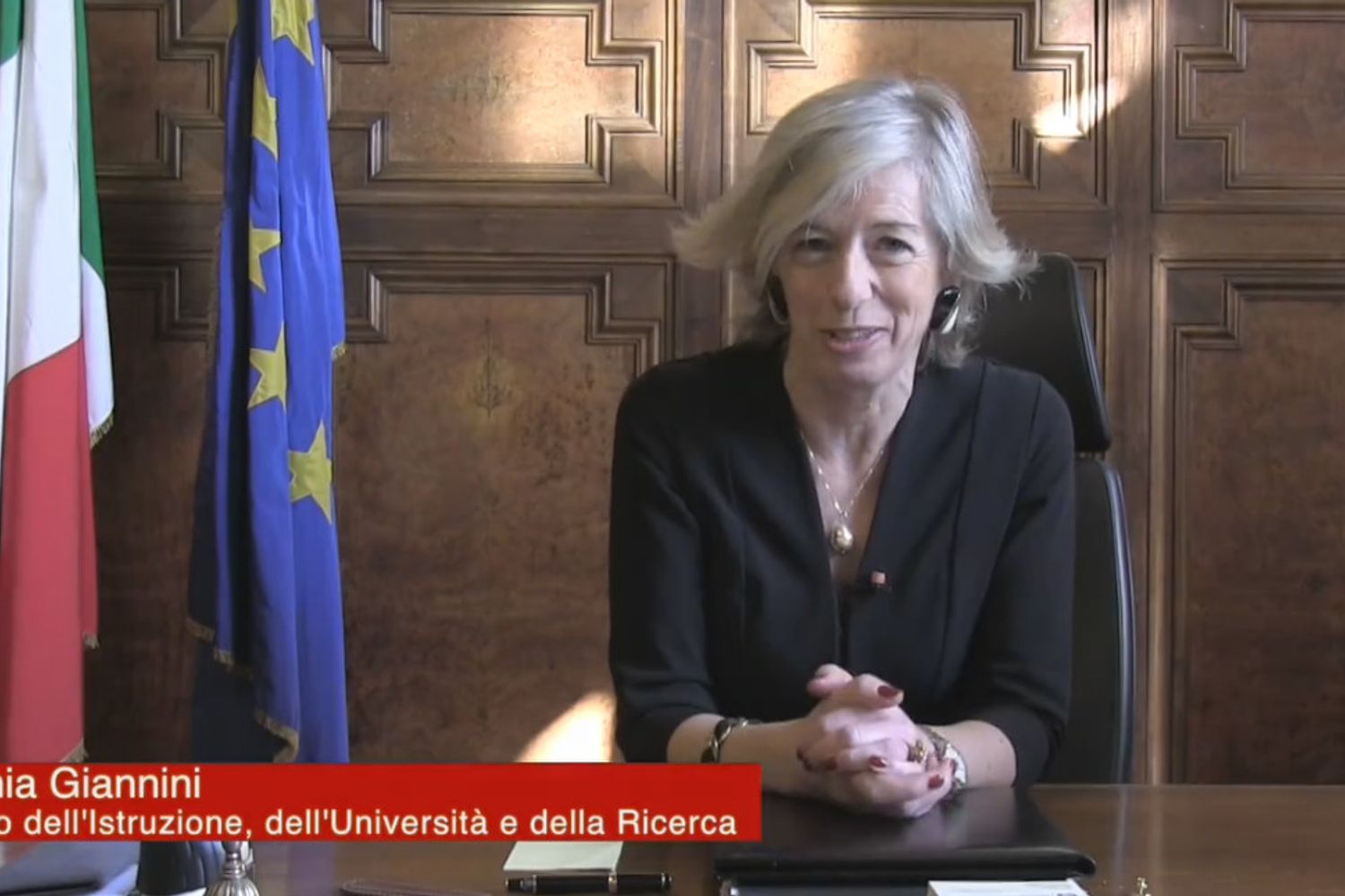 Il ministro Giannini (facebook)&nbsp;