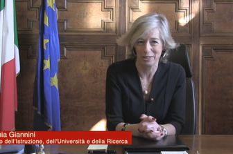 Il ministro Giannini (facebook)&nbsp;