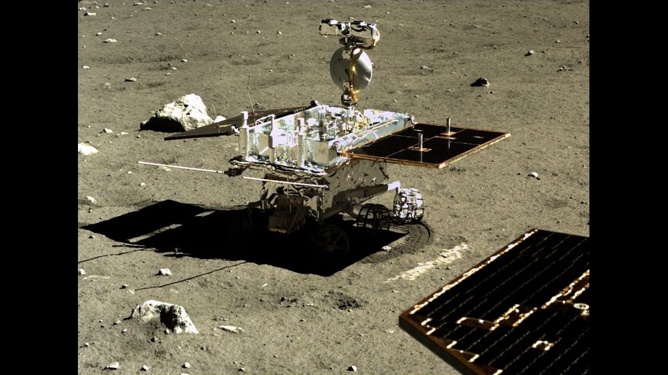 &nbsp; La luna come non si &egrave; mai vista, le foto del rover cinese Yutu&nbsp;(foto da CNSA)