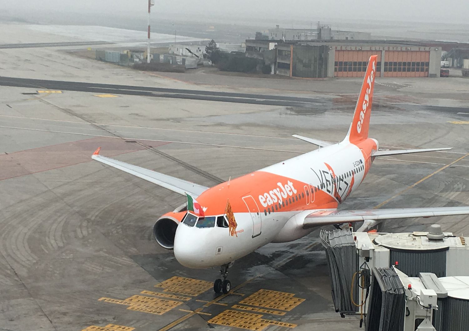 Arrivano aerei ibridi EasyJet