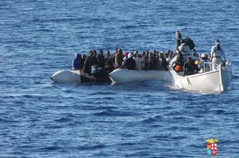 &nbsp;Soccorsi migranti Marina militare (foto-MM1)