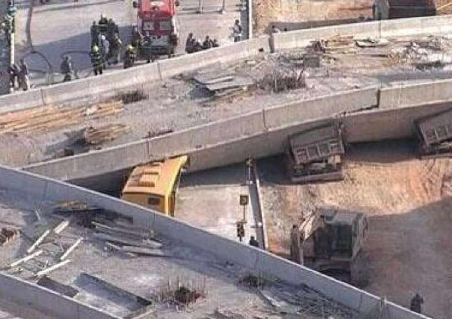 Brasile 2014: tragedia a Belo Horizonte, crolla un ponte, 2 morti e 19 feriti