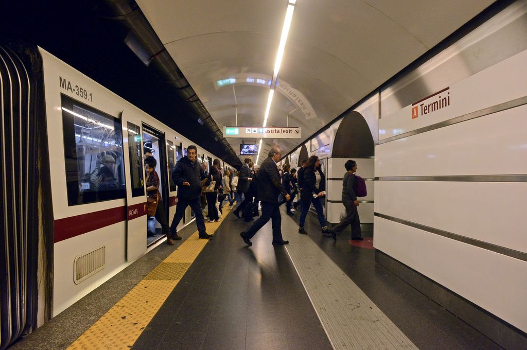 trasporti pubblici. Metro A (Agf)&nbsp;