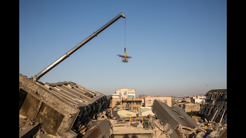 &nbsp;Terremoto a Taiwan, si scava sotto le macerie&nbsp;