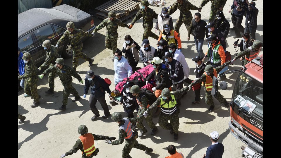 &nbsp;Terremoto a Taiwan, si scava sotto le macerie&nbsp;
