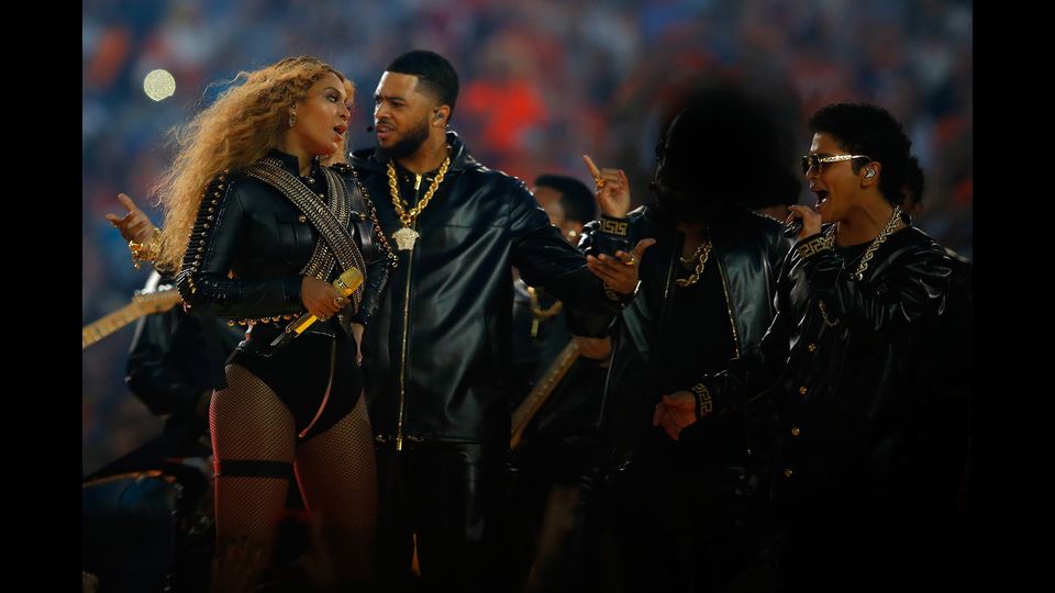 &nbsp;Beyonce e Bruno Mars (Afp)