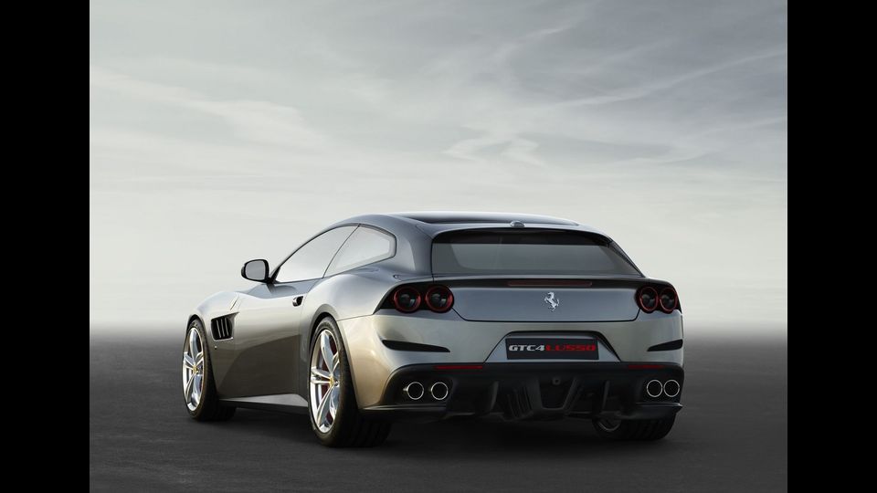 Debutta il nuovissimo sistema di navigazione e entertainment, con  schermo da 10,25&quot; ad alta definizione e tecnologia touch capacitiva&nbsp;