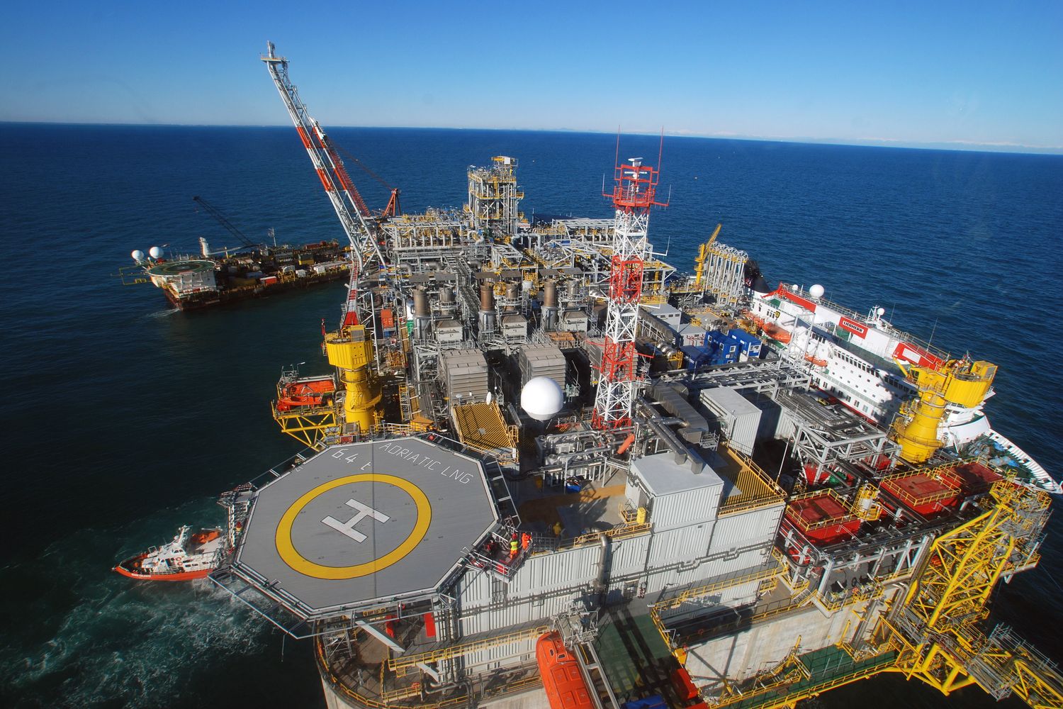 Olio, oil, terminale Adriatic LNG (Afp)&nbsp;