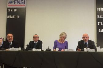 Intesa Miur-Fnsi, giornalisti in classe come prof