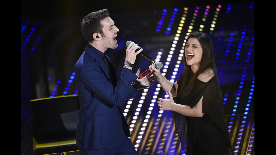 &nbsp;Medaglia di bronzo a Giovanni caccamo e Deborah Iurato, con &quot;Via da qui&quot;, 66&deg; Festival della Canzone Italiana, finale&nbsp;&nbsp;(Agf)&nbsp;