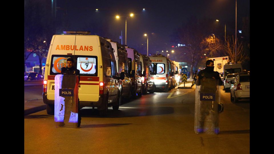 &nbsp; Autobomba ad Ankara, strage di militari&nbsp;(afp)