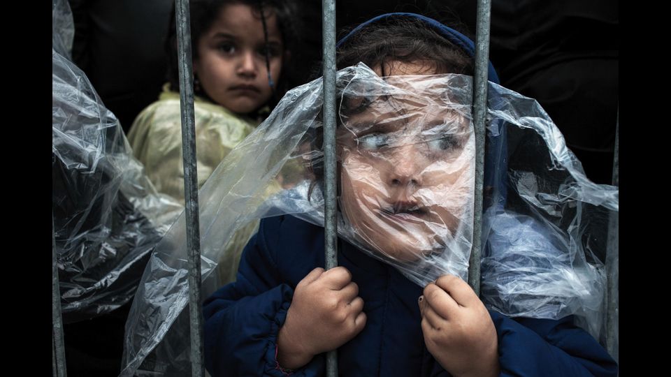 Categoria People - 1 premio singola 'Waiting to Register' di Matic Zorman, Slovenia