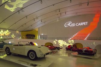 &nbsp; Museo Ferrari in ricordo Drake inaugurata mostra Red Carpet - foto da rbo agi