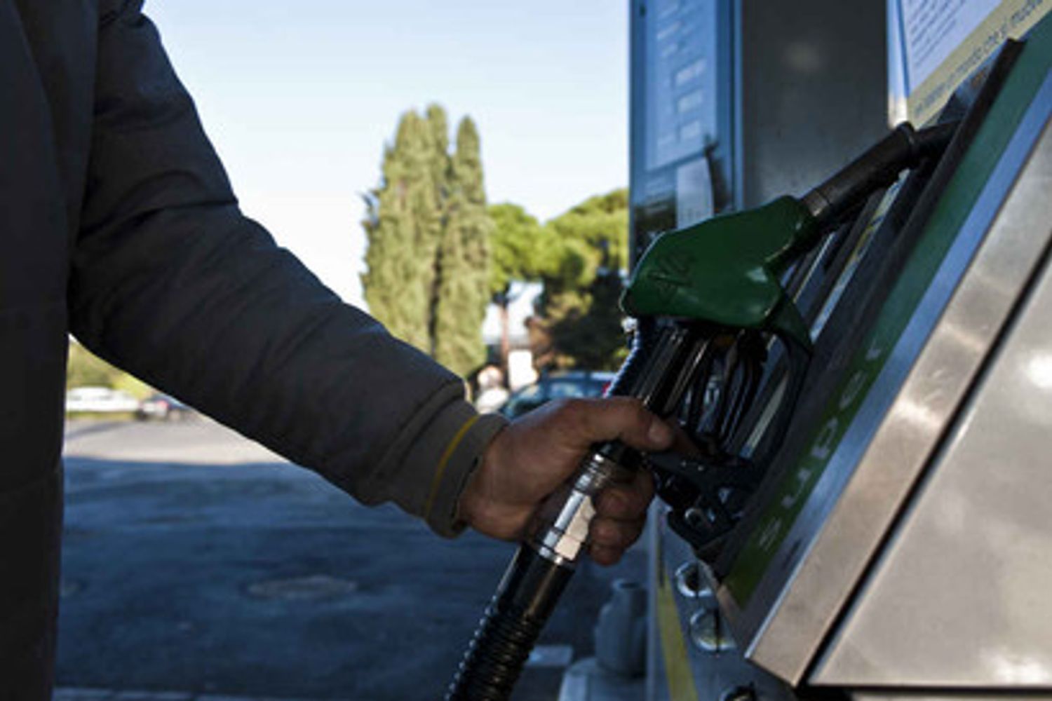 Benzinaio, pompa di benzina (Agf)