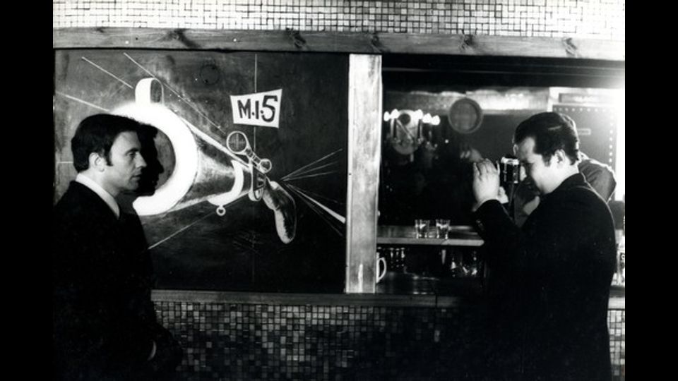 Tinto Brass e Jean Louis Trintignant sul set di 'Col cuore in gola' (&copy;Archivio privato di Tinto Brass)