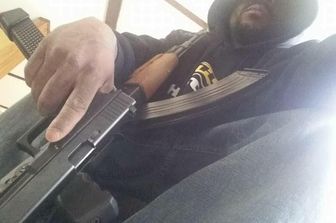 &nbsp;Cedric Ford autore strage in kansas - fb