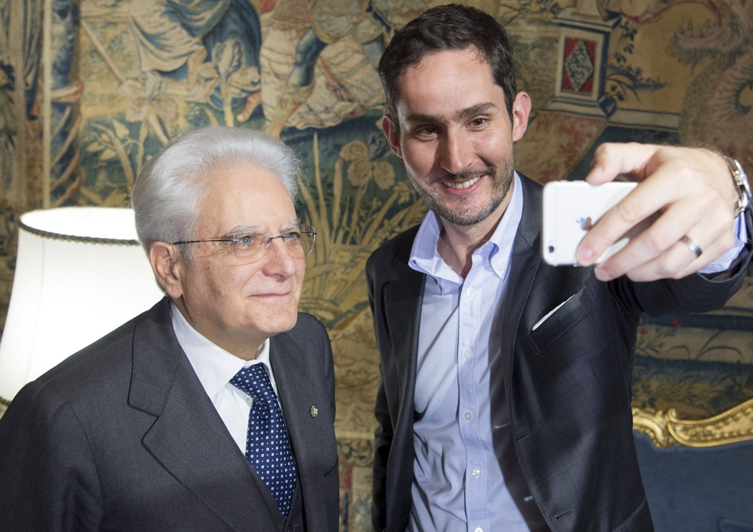 Mattarella con il fondatore di Instagram Kevin York Systrom (Twitter)&nbsp;