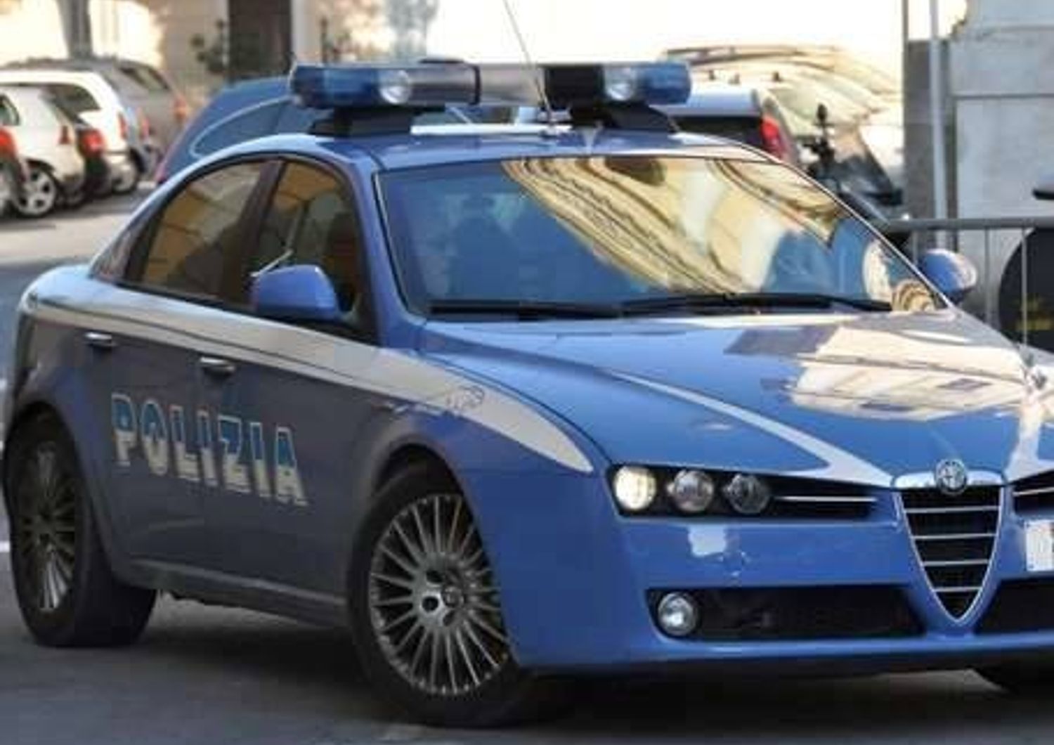 Polizia auto - fb