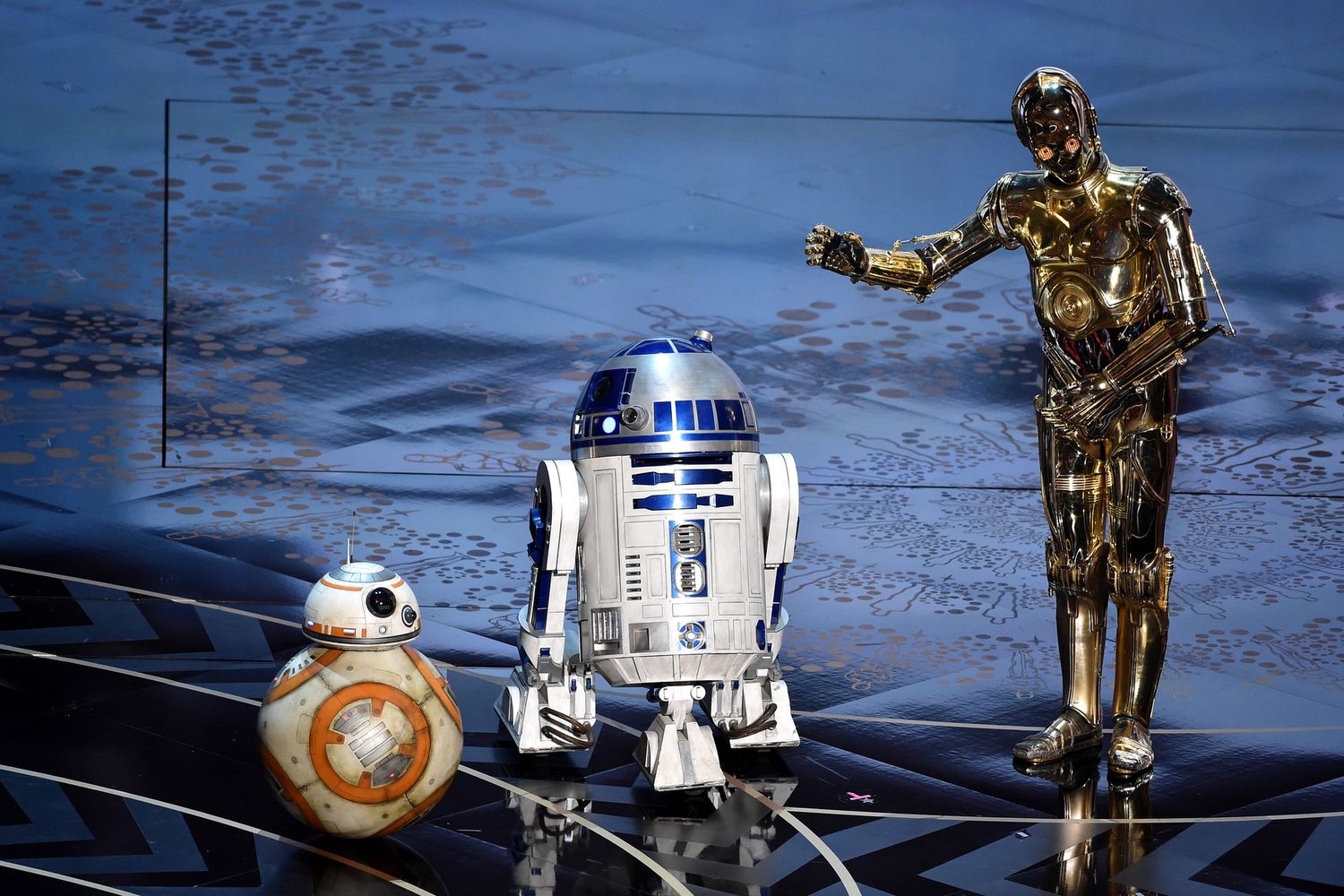 I personaggi di Star Wars sul palco degli Oscar 2016 (Afp)&nbsp;