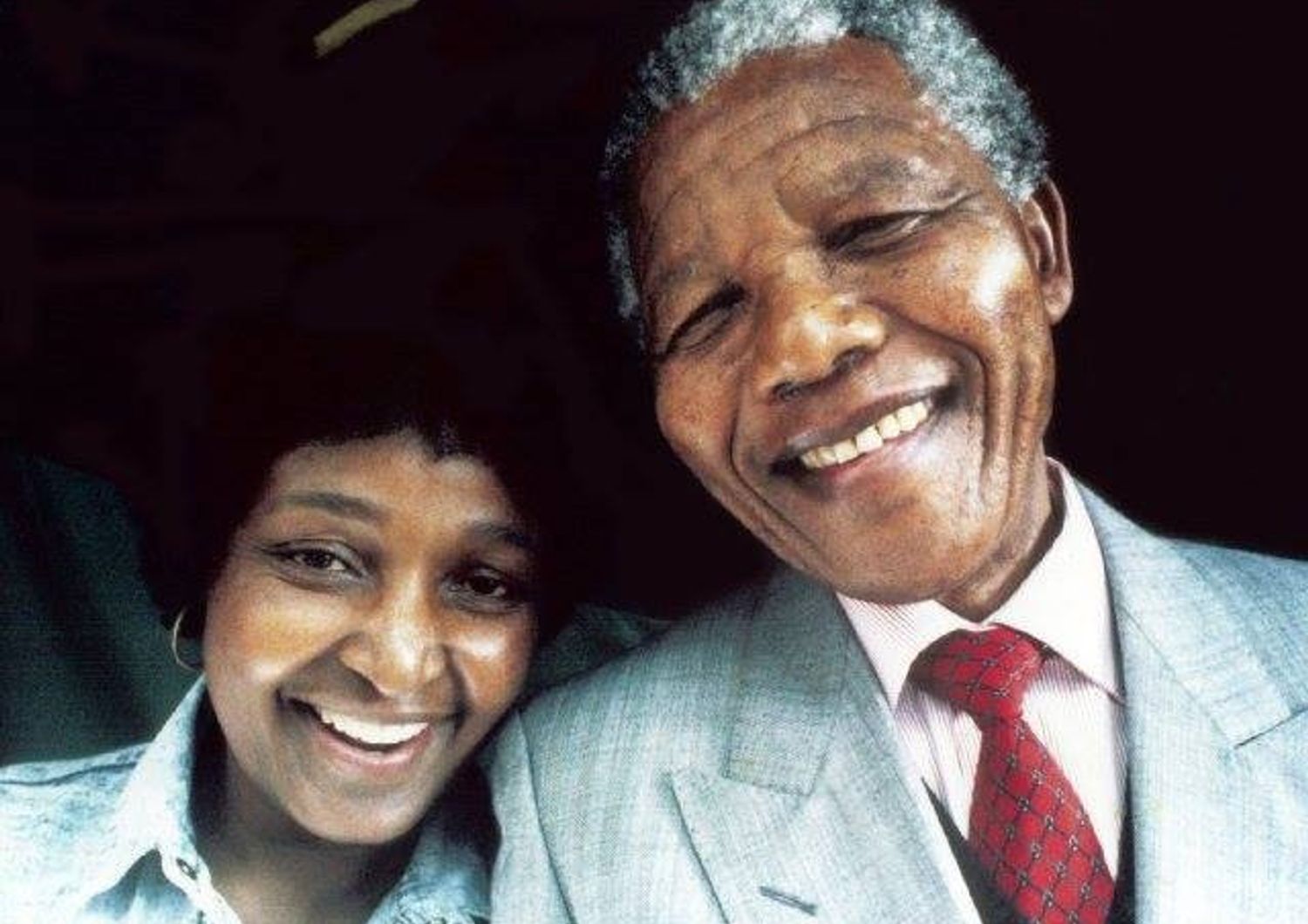 &nbsp;Winnie Madikizela-Mandela moglie Nelson Mandela - fb