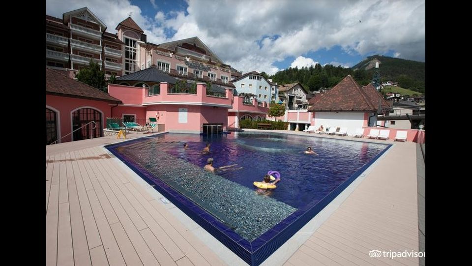 &nbsp;L'hotel Cavallino Bianco di Ortisei, si conferma il primo al mondo per le famiglie nel premio Tripadvisor