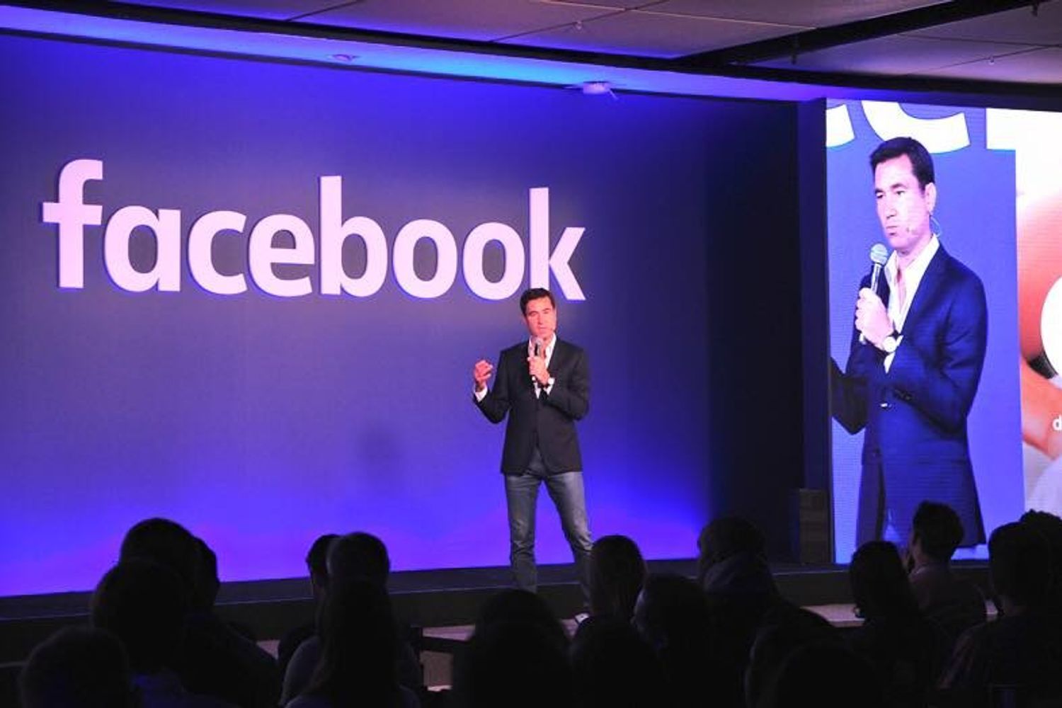 Facebook &nbsp;Diego Dzodan - fb