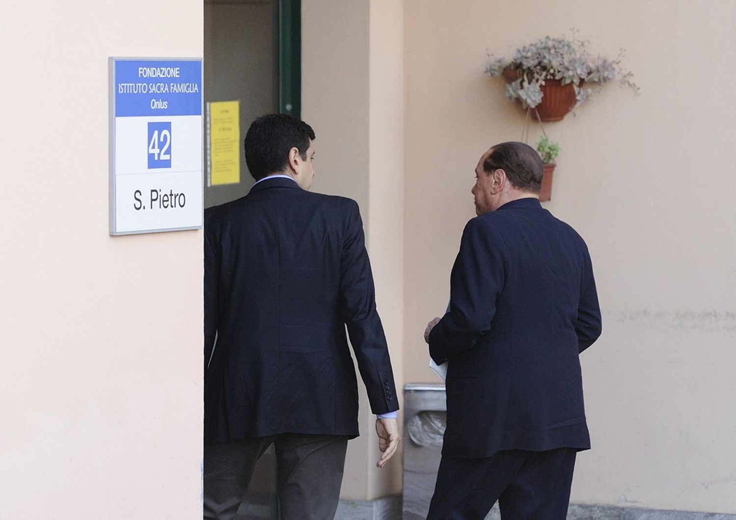 Berlusconi istituto sacra famiglia (agf)&nbsp;