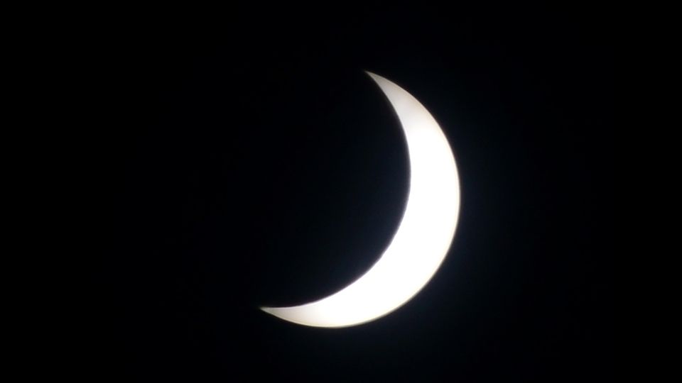 &nbsp;L'eclissi totale solare in Indonesia (Afp)