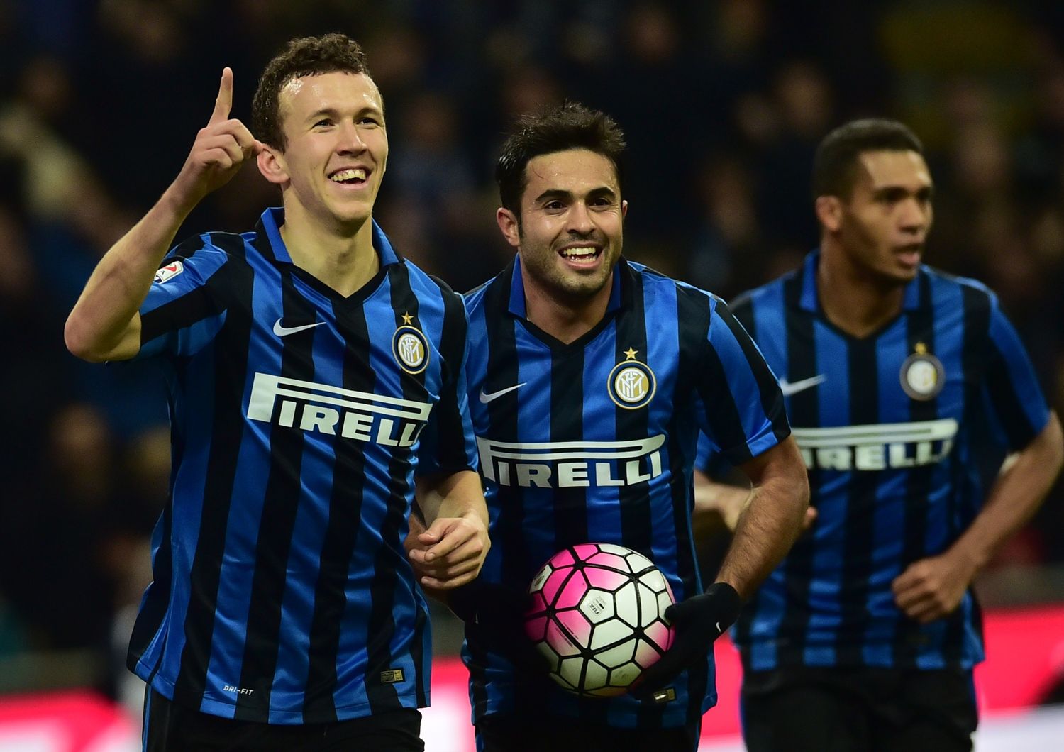 Ivan Perisic festeggia dopo aver segnato un gol in Inter-Bologna (Afp)&nbsp;
