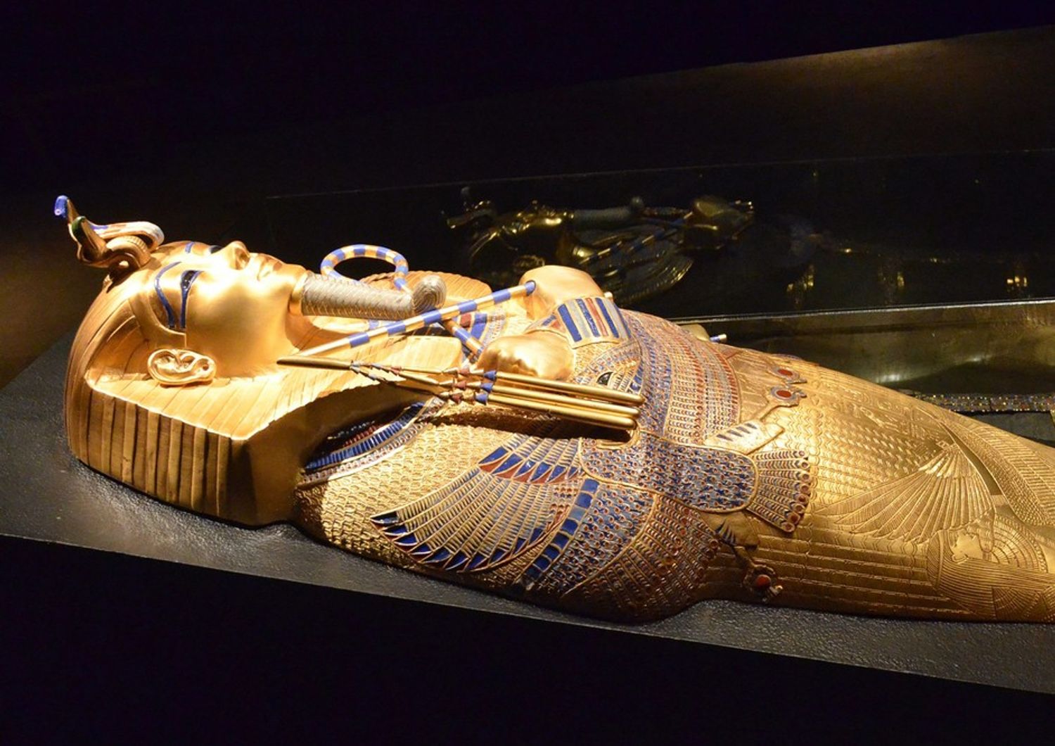 L&#39;ultimo segreto del faraone-bambino, camere occulte nella tomba di Tutankhamon