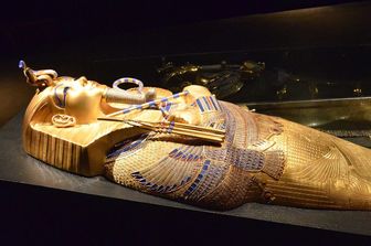 L&#39;ultimo segreto del faraone-bambino, camere occulte nella tomba di Tutankhamon