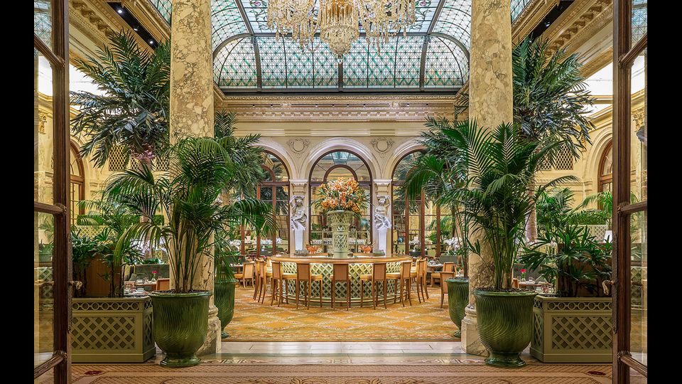 Il lussuoso bar in stile liberty&nbsp;