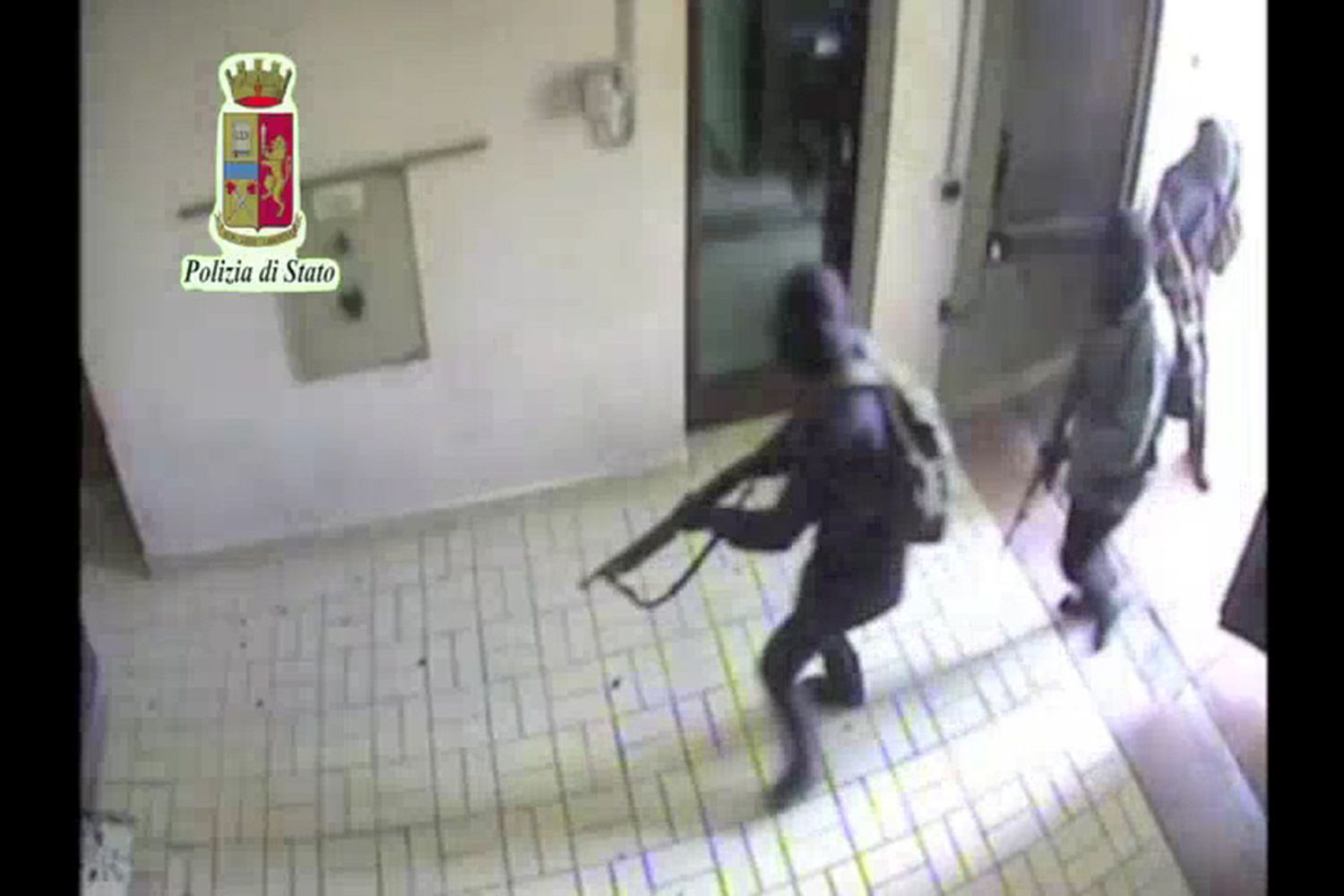 &nbsp;Sardegna blitz polizia e guardia di finanza a Cagliari e Nuoro rapinatori caveau 23 arrestati