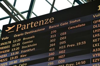 &nbsp;Aeroporto di Fiumicino tabellone voli cancellazione volo per Bruxelles - afp