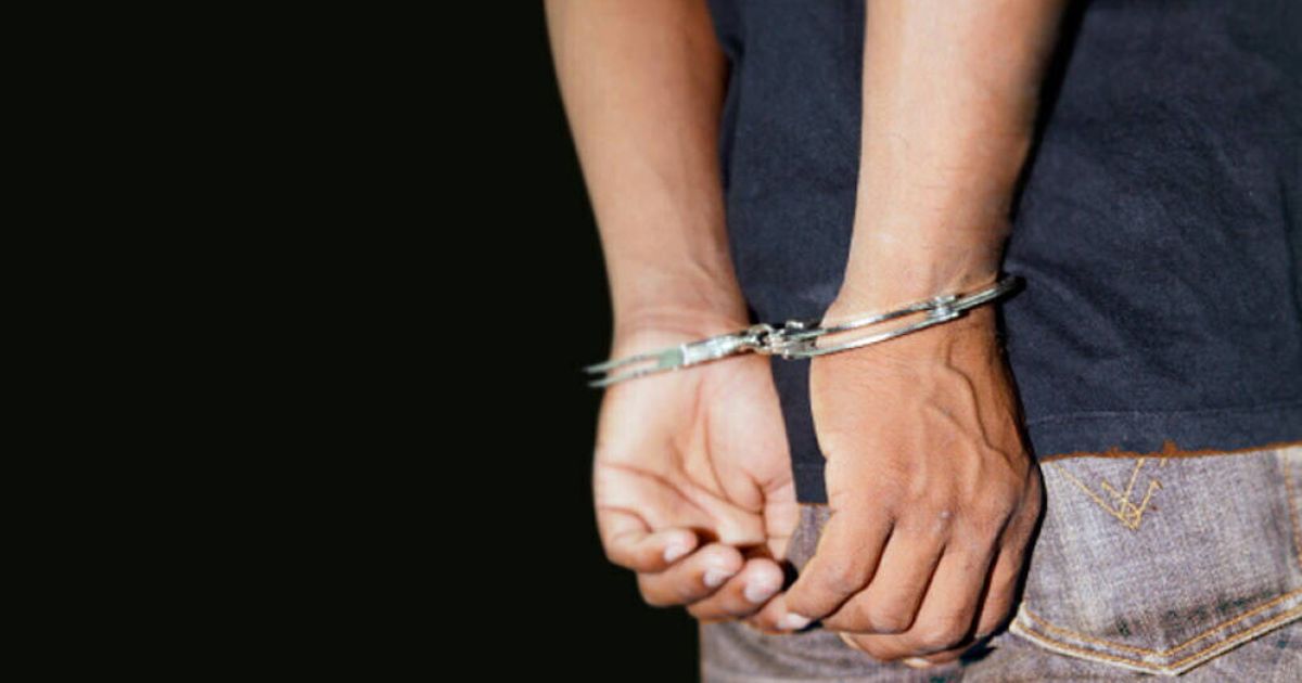 Si fingeva un massaggiatore e abusava di atlete minorenni, arrestato allenatore di pallavolo