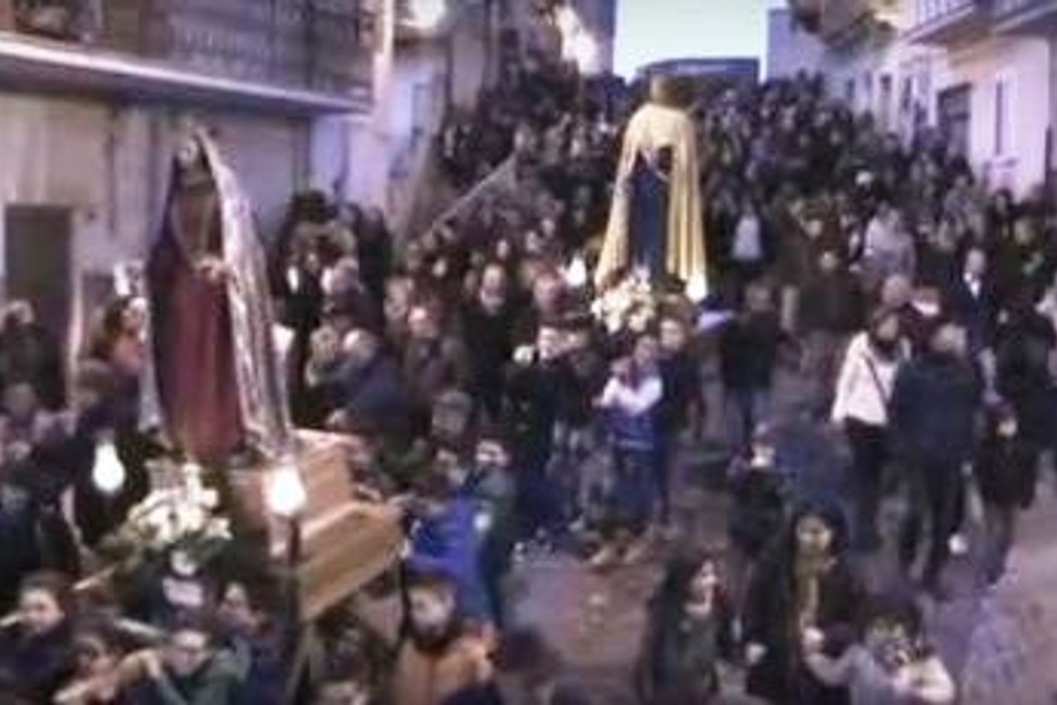 &nbsp;mafia inchino processione