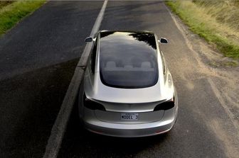 &nbsp;Tesla motors Model 3 - sito