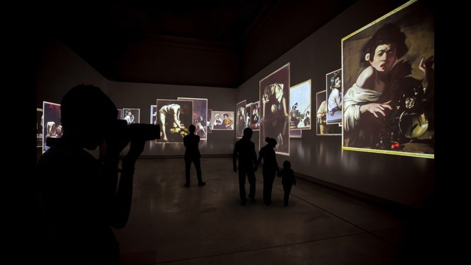 Caravaggio Experience: la video installazione al Palazzo delle Esposizioni di Roma &nbsp;fino al 3 luglio (Elaborazione grafica: The Fake Factory. Immagine Foto Scala Firenze)