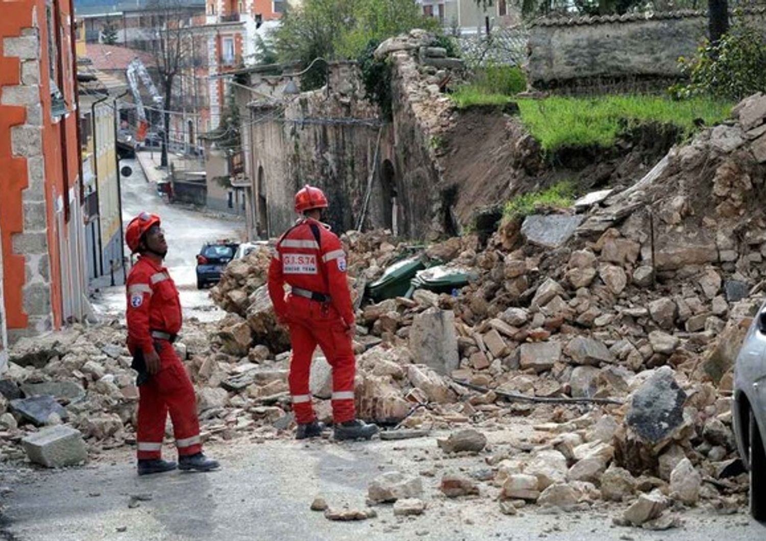 &nbsp; Terremoto sisma Abruzzo L'Aquila 6 aprile 2009 - foto mediamanager