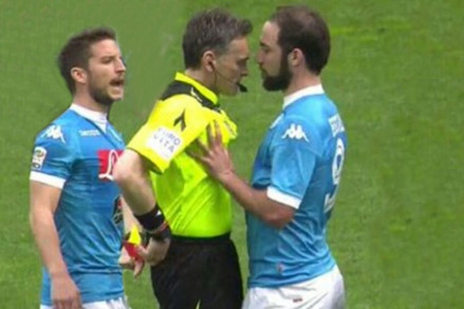 &nbsp;Gonzalo Higuain twitter