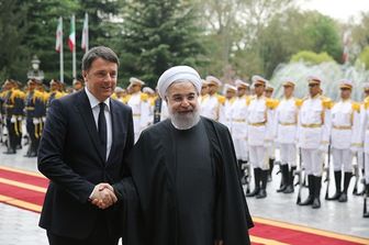 Renzi in Iran Rohani (Afp)