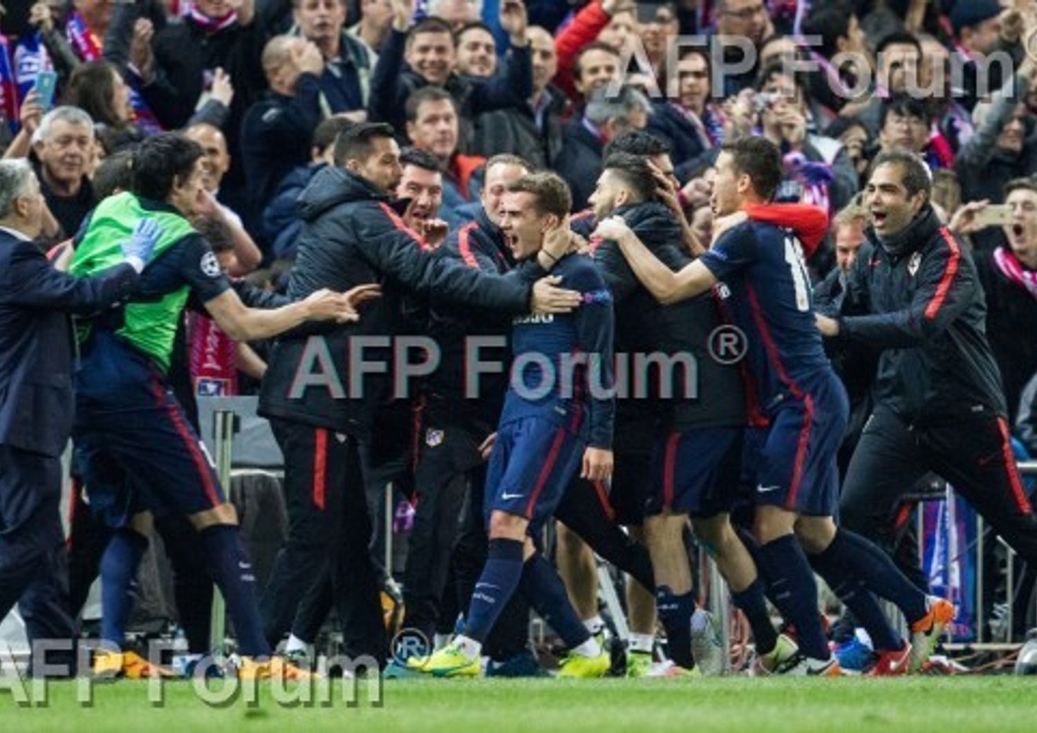 Sorpresa in Champions, l&#39;Atletico Madrid vince 2-0 e il Barcellona &egrave; fuori