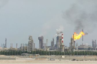 &nbsp;Petrolio raffineria Doha - afp