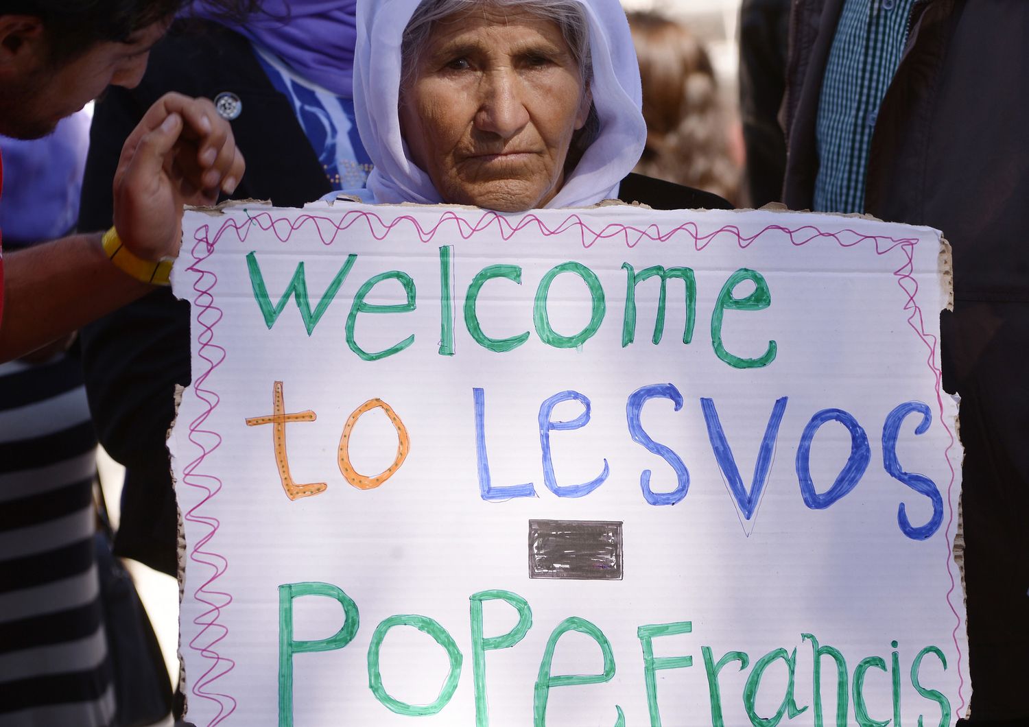 &nbsp;Papa visita migranti Lesbo