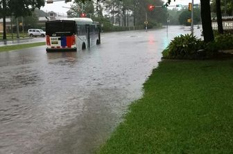 &nbsp;Texas allagamenti e pioggia a Houston - twitter