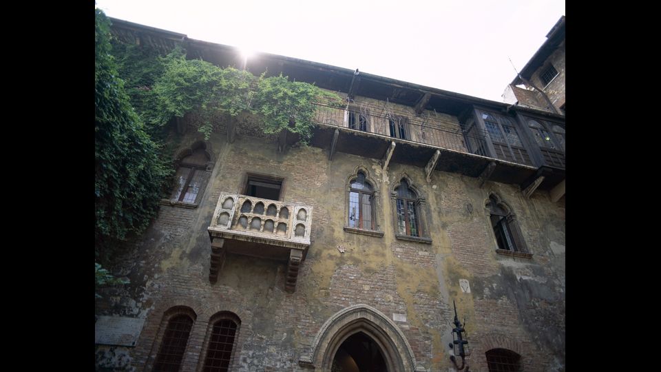 Il balcone di Romeo e Giulietta a Verona dove Shakespeare rese famosa la tragedia